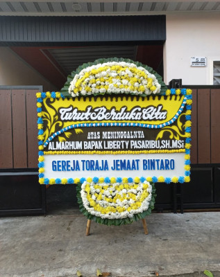 Papan Bunga Duka di Siantan Timur